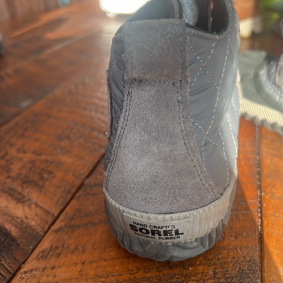 Sorel booties - Picture 4 of 5